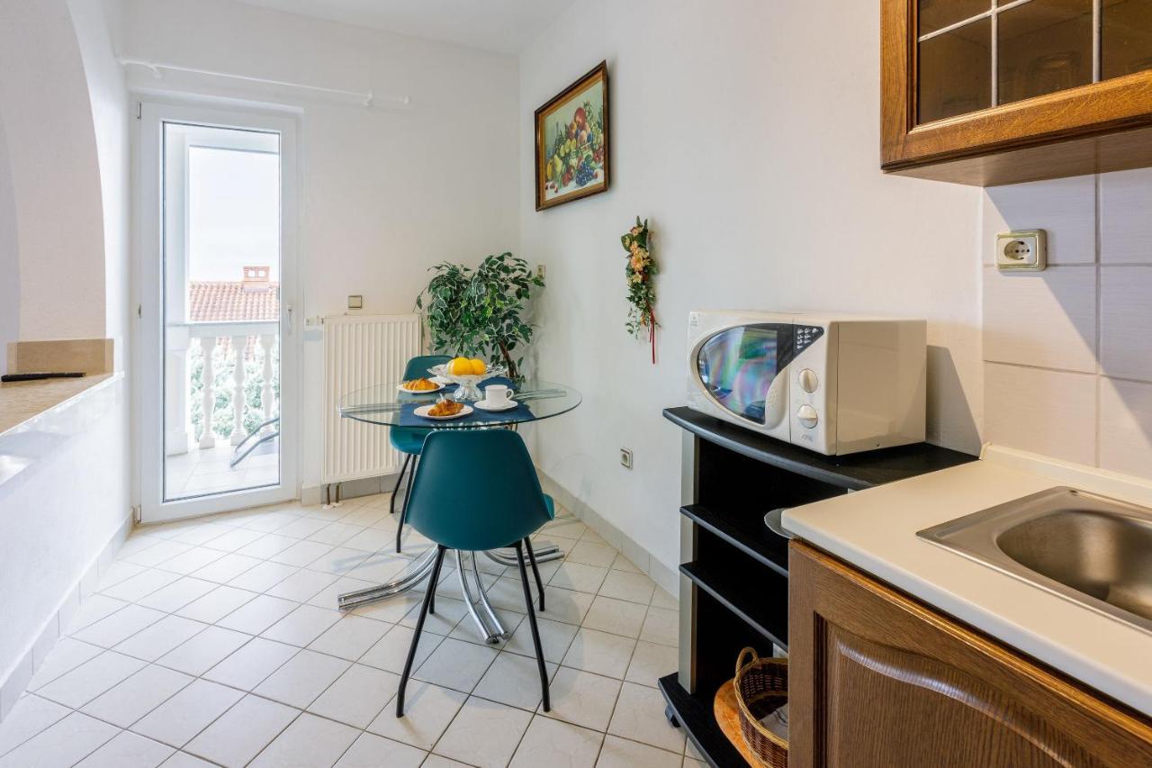 Apartments Anita Novi Vinodolski Εξωτερικό φωτογραφία